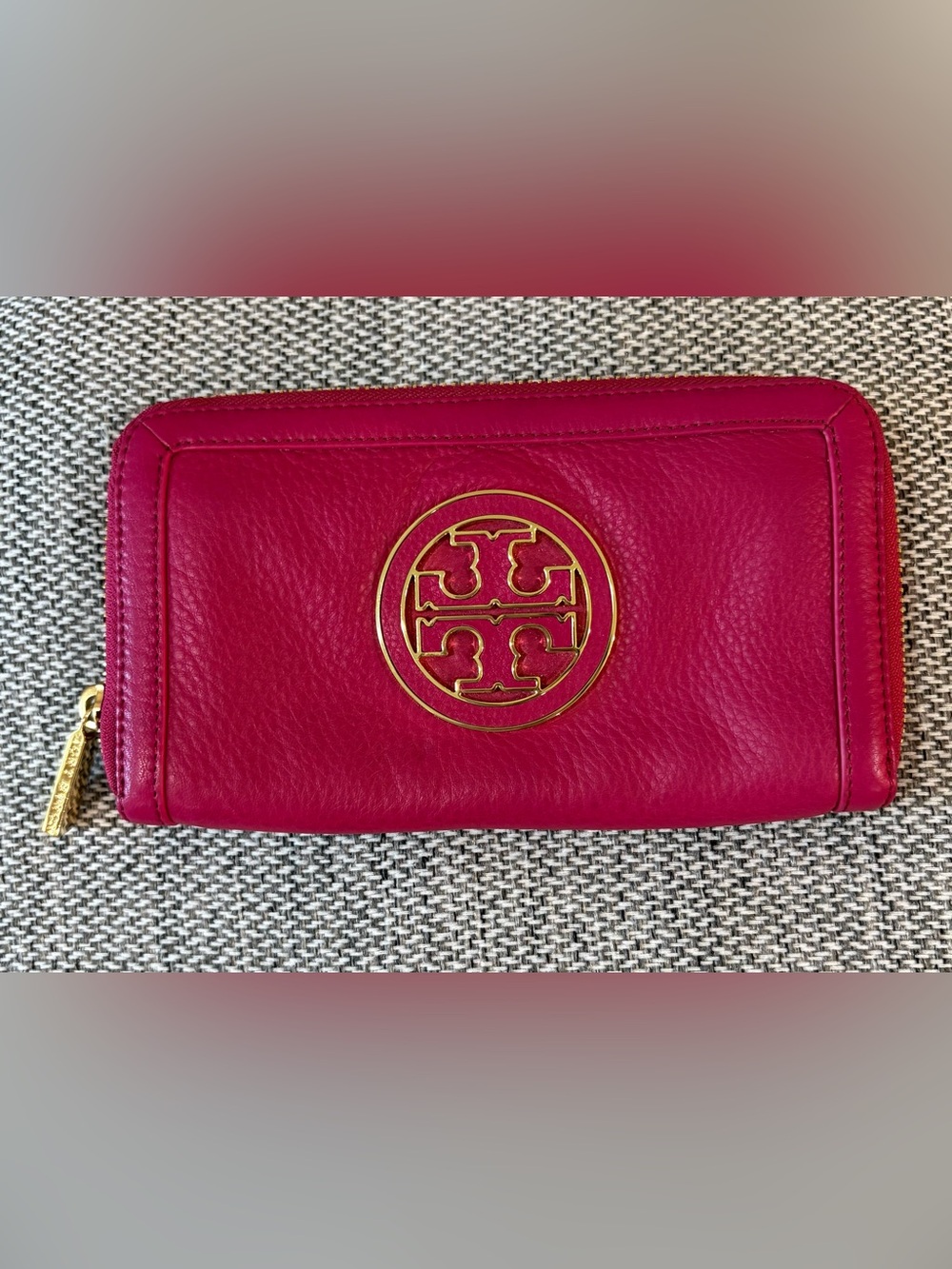 Tory Burch Pink Amanda Zip Continental Wallet with Gold Logo